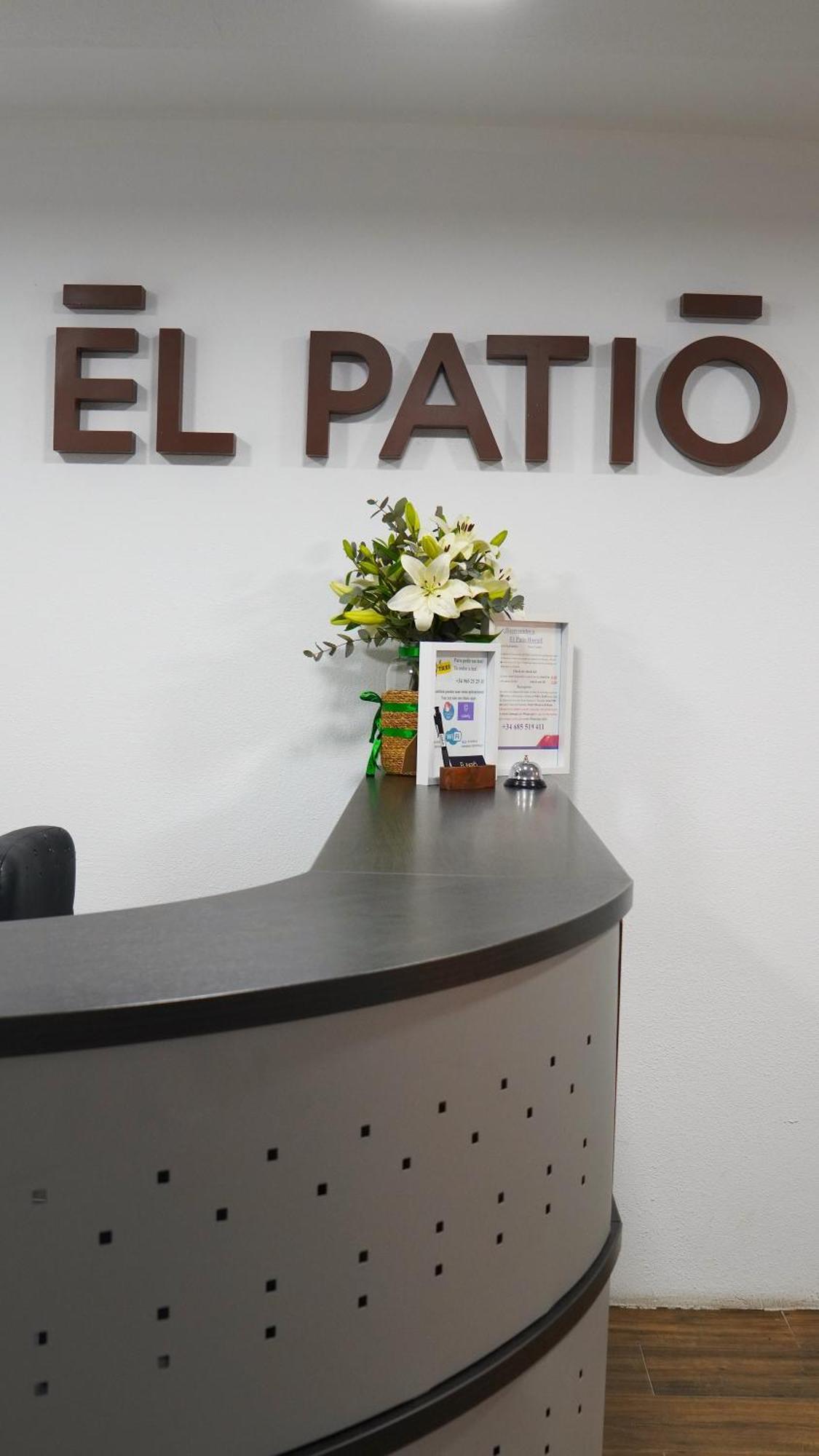 El Patio Hostal Alicante Exterior foto